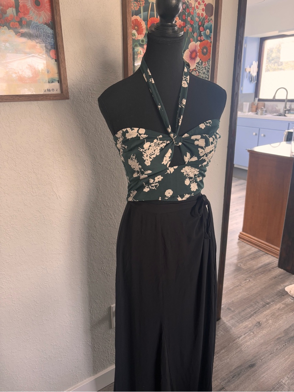 Abercrombie & Fitch Green Floral Strapless Halter Top